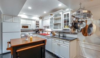 1265 Wednesbury Cir 3A, Akron, OH 44313
