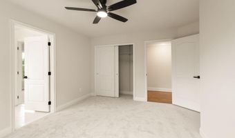 43864 ASHLAWN Ct, Ashburn, VA 20147
