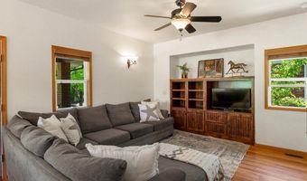 101 SE 2nd St, Berthoud, CO 80513