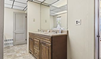 5 Pine St, Augusta, ME 04330