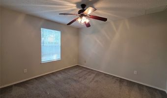 1306 Cresent St, Bentonville, AR 72712