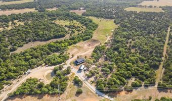 707 Wells Ln, Weatherford, TX 76085