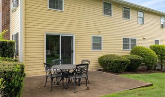 1 Edelweiss Ave, Lincoln, RI 02865
