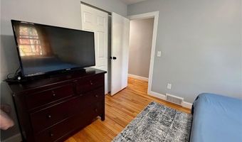 770 Metacom Ave, Bristol, RI 02809