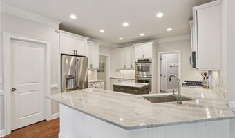 1006 Meadow Brook Dr, Woodstock, GA 30188
