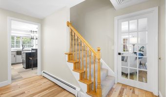 37 Birchwood Cir, Bedford, NH 03110