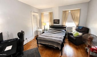 42 Lincoln Ave, Amsterdam, NY 12010