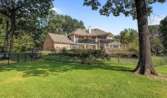 135 Oak Leaf Trl, Benton, LA 71006