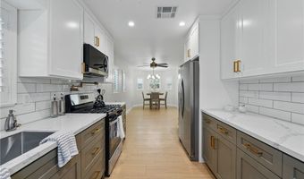 1217 W 77th St, Los Angeles, CA 90044