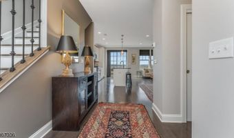 5 Blazingstar Way, Allamuchy Twp., NJ 07840