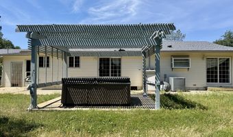 17228 China Gulch Dr, Anderson, CA 96007