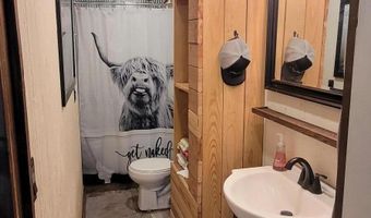 32233 S Shamrock Dr, Afton, OK 74331