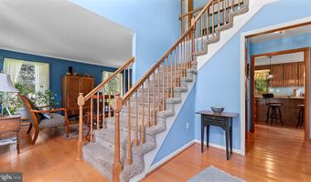 5 WATERWHEEL Cir, Dover, DE 19901