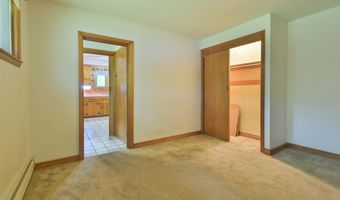 55 Epping St, Raymond, NH 03077