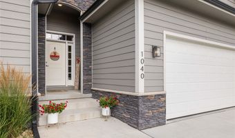 1040 W Trace Pl, Polk City, IA 50226