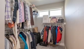 3217 Lakeview Dr SE, Altoona, IA 50009
