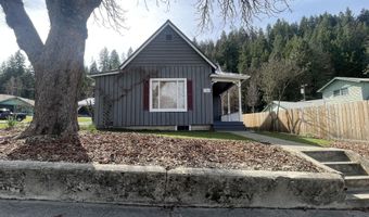 7042 Oak St, Bonners Ferry, ID 83805