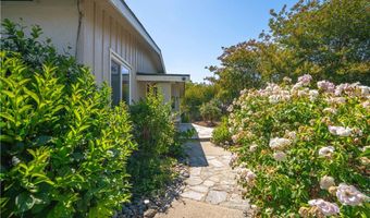 1611 Hillcrest, Fallbrook, CA 92028