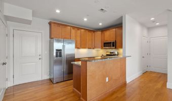360 W 2nd 11, Boston, MA 02127