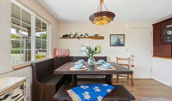 870 11TH St SW, Bandon, OR 97411