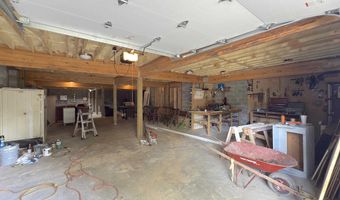 11072 Blackwater Rd, Baker, LA 70714