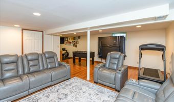 8210 Burn Ct, Indianapolis, IN 46217