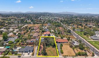 925 Moody Dr, Escondido, CA 92027