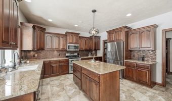 5808 S Frontier Trl, Sioux Falls, SD 57108