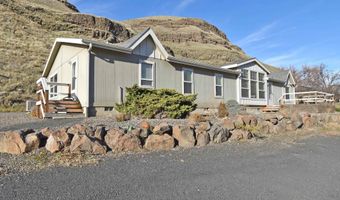 16186 Snake River Rd, Asotin, WA 99402