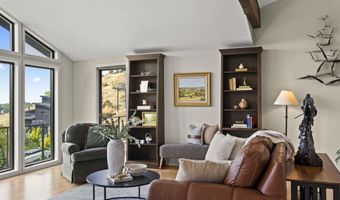 1113 E Santa Maria Dr, Boise, ID 83712