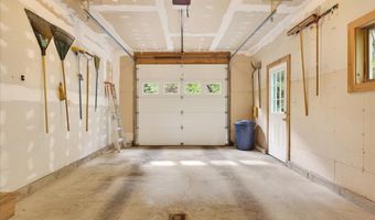 1438 State Highway 102, Bar Harbor, ME 04609