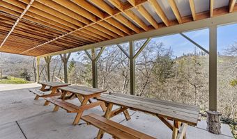 3721 SISKIYOU Hwy, Ashland, OR 97520