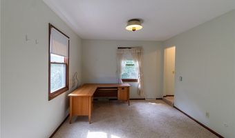 610 Deep Woods Dr, Aurora, OH 44202