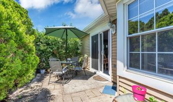 7 Elm Ct, Barnegat, NJ 08005