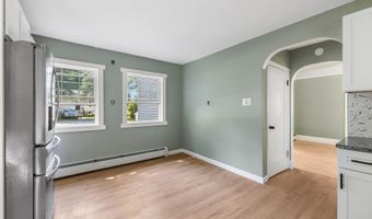 110 Gill St, Auburn, ME 04210