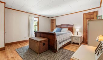 653 Gore Rd, Alfred, ME 04002