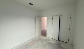 186 Peeps Ct, Adkins, TX 78101