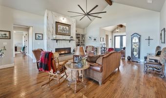 1466 County Road 1270, Alvord, TX 76225