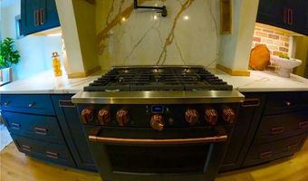 192 Upshaw Dr, Alpharetta, GA 30009