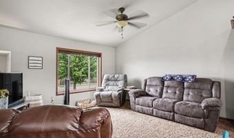 101 S Summer Ave, Brandon, SD 57005
