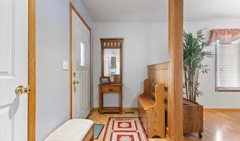 827 SW 46th St, Ankeny, IA 50023