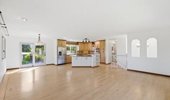 24752 NE PRAIRIE VIEW Dr, Aurora, OR 97002