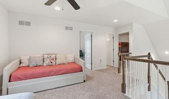 15 Bishop Cir, Albrightsville, PA 18210
