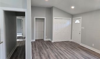 2500 Redgate Ln, Austintown, OH 44511