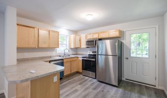 86 Western Ave, Auburn, ME 04210