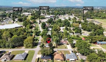 802 F St, Barling, AR 72923