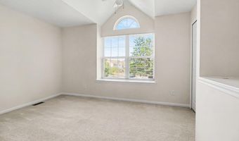 2225 Green Valley Ct, Ann Arbor, MI 48103