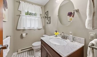 876 S Brooksvale Rd, Cheshire, CT 06410