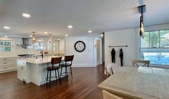54 Isabelle Dr, Narragansett, RI 02882