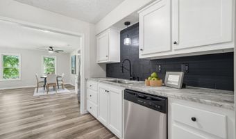 115 Dixie Ln, Ball Ground, GA 30107